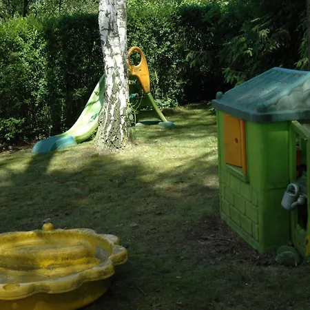 Detached Romantic Chalet In The Woods - U Faflika بيت للعطل *